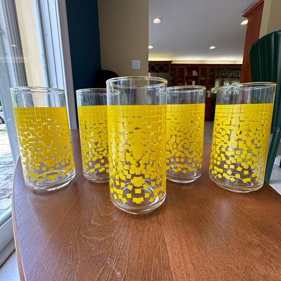 Vintage Yellow Water Glasses Tumblers Cascading Squares Set of 5 - Picture 4 of 8